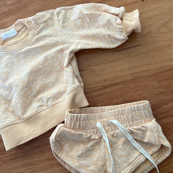 Jamie Kay Matching Sweater and Shorts Size 3-6 - Picture 3 of 3